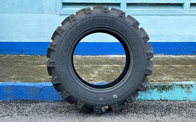  LỐP XÚC LẬT 10.5/80-18 
