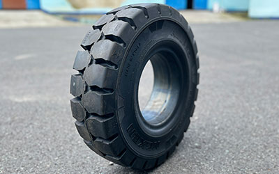 VỎ XE NÂNG 650-10