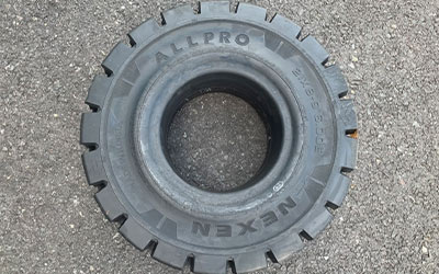 Vỏ xe nâng 21x8-9