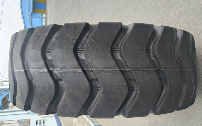 LỐP XÚC LẬT 20.5-25 TERRON